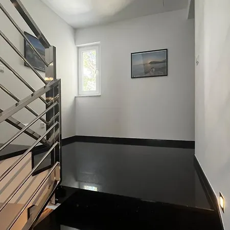 Sunshine House With Free Parking * Makarska