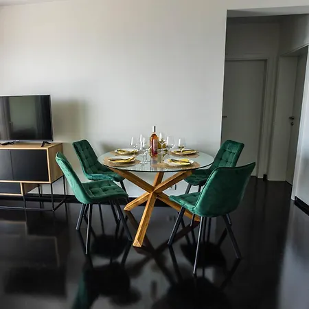 Sunshine House With Free Parking Lägenhet Makarska