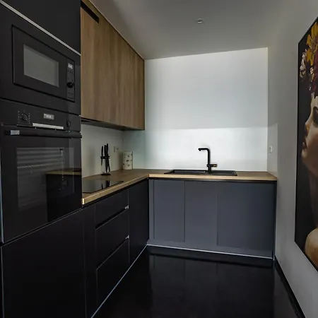 Sunshine House With Free Parking Appartement Makarska