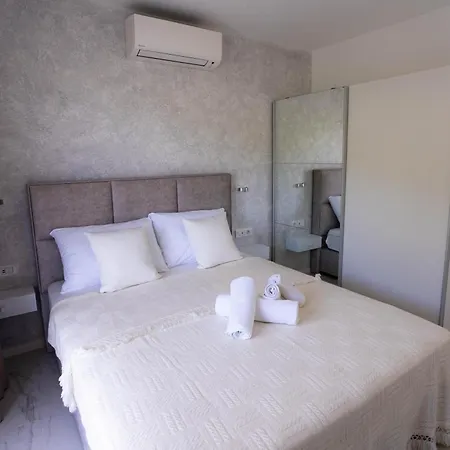 Sunshine House Apartment