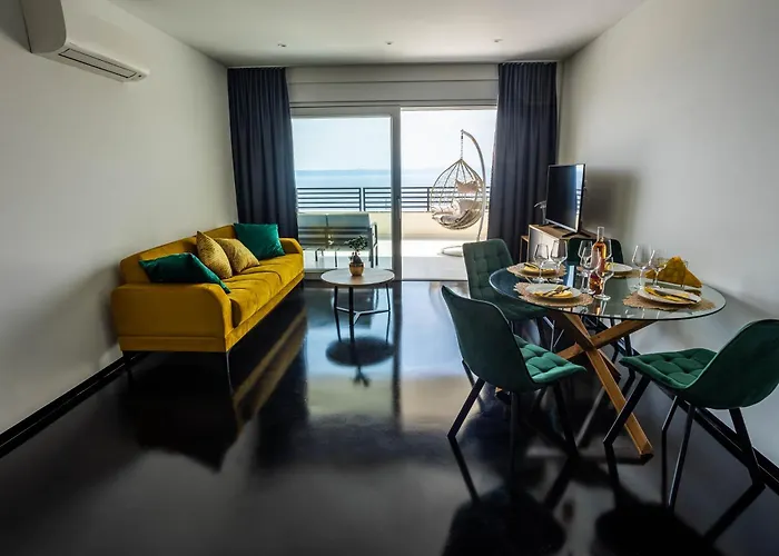 Sunshine House * Μακάρσκα