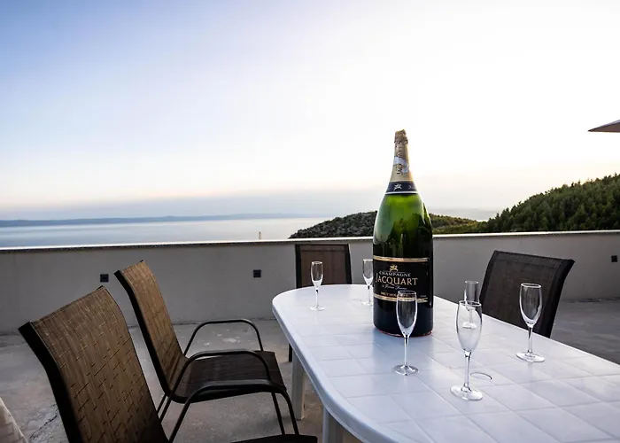 Sunshine House With Free Parking Apartmán *