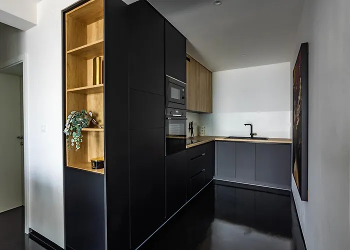 Sunshine House With Free Parking Apartmán *