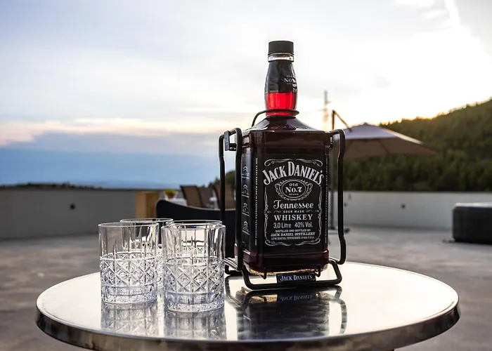 Sunshine House With Free Parking Apartmán *