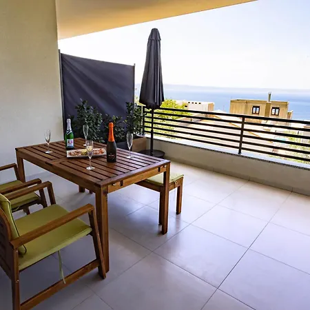 Sunshine House With Free Parking דירה מאקרסקה